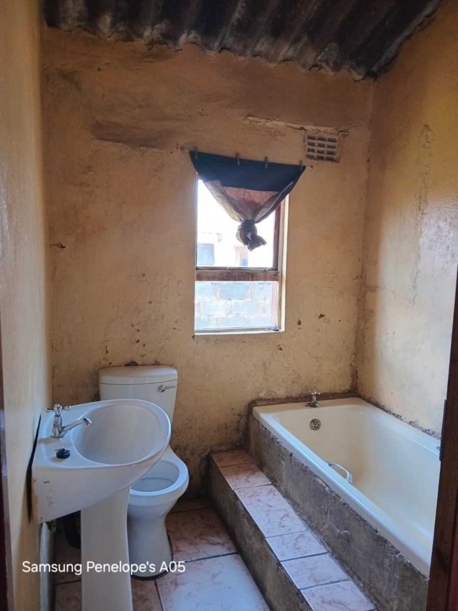 2 Bedroom Property for Sale in Mdantsane Nu 7 Eastern Cape